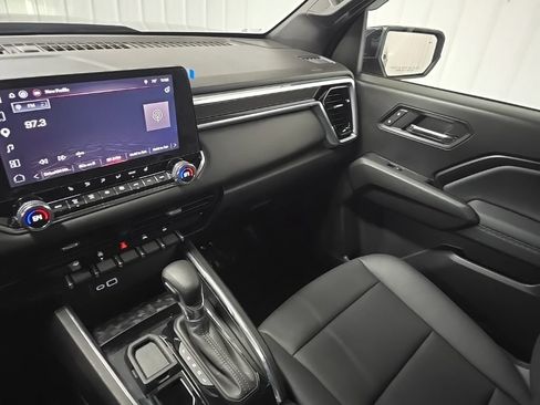 Used 2024 GMC Canyon Elevation w/ Elevation Premium Package RWD image 24