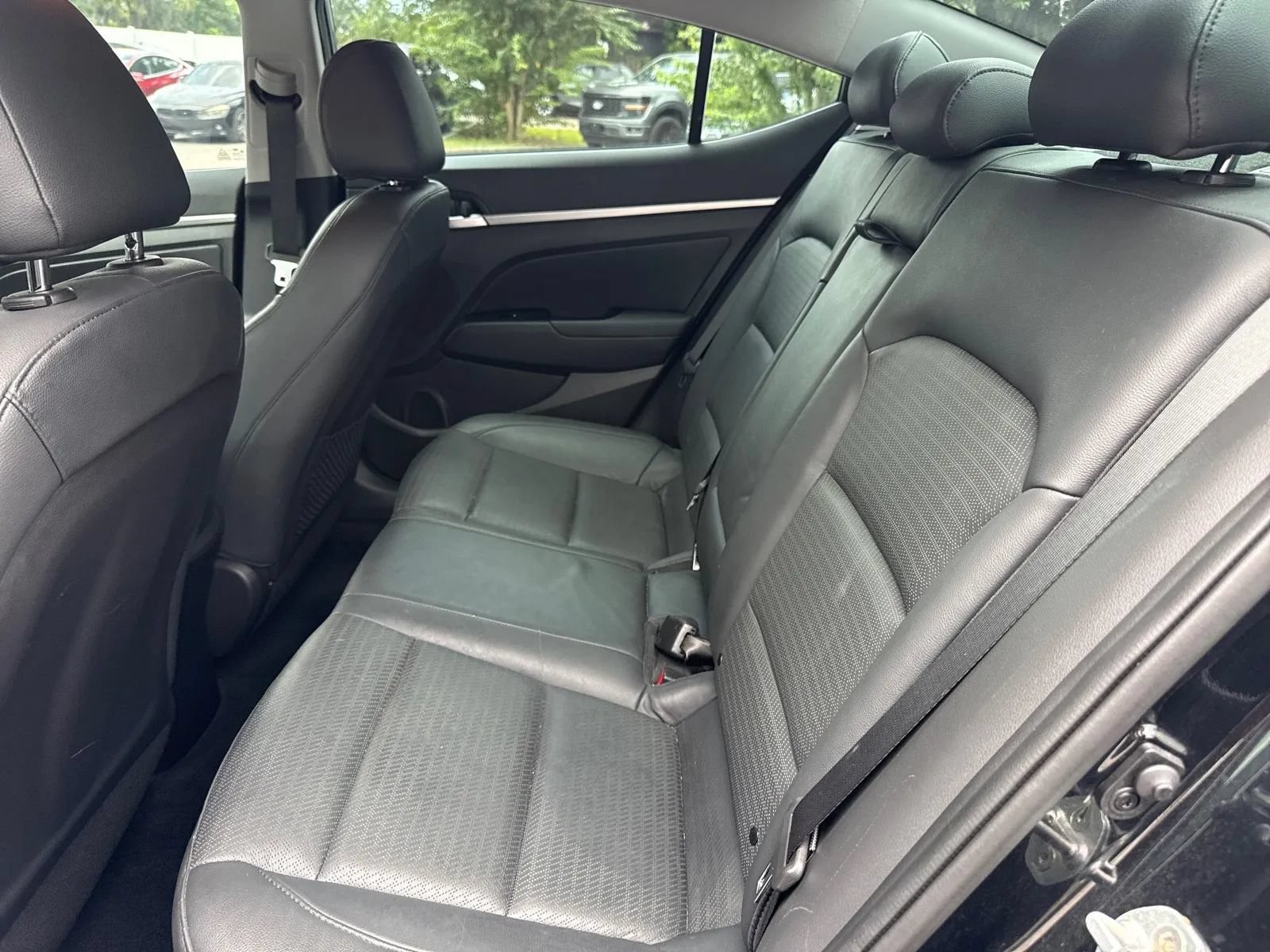 Used 2019 Hyundai Elantra Limited w/ Cargo Package FWD image 13