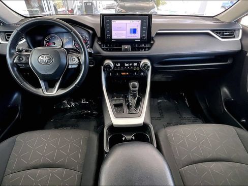Used 2021 Toyota RAV4 XLE w/ XLE Grade Weather Package FWD image 7