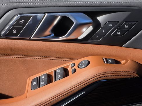 New 2026 BMW X5 xDrive50e w/ Executive Package AWD/4WD image 24