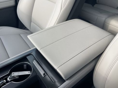 New 2026 Lincoln Nautilus Premier w/ Equipment Group 102A image 27