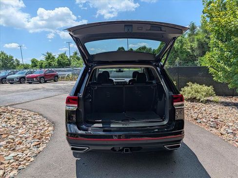 Used 2023 Volkswagen Atlas SE FWD image 21
