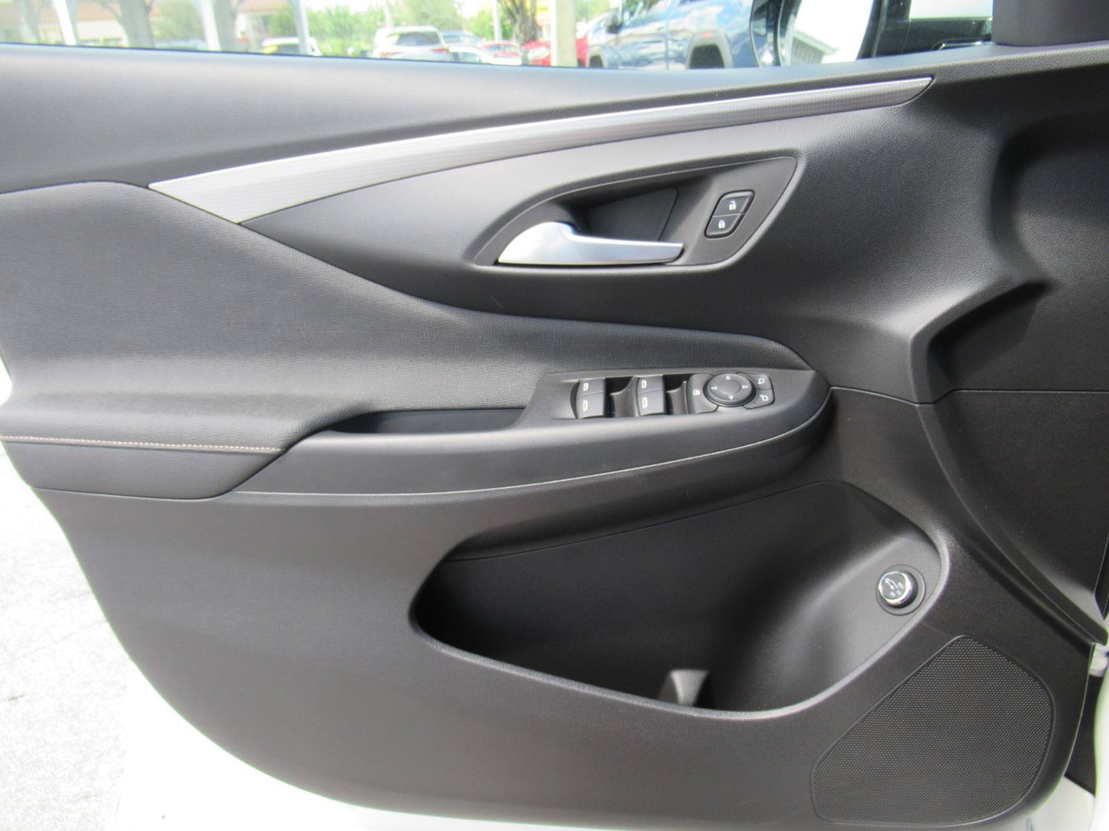 New 2026 Buick Envista Sport Touring FWD image 20