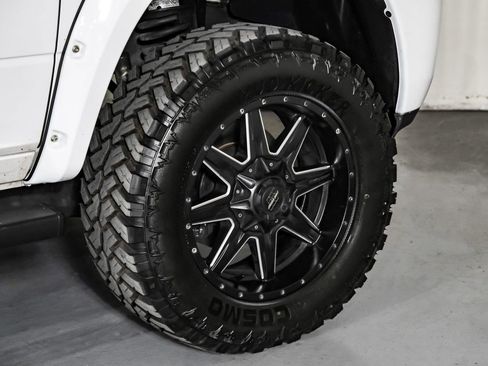 Used 2017 RAM 2500 SLT image 55