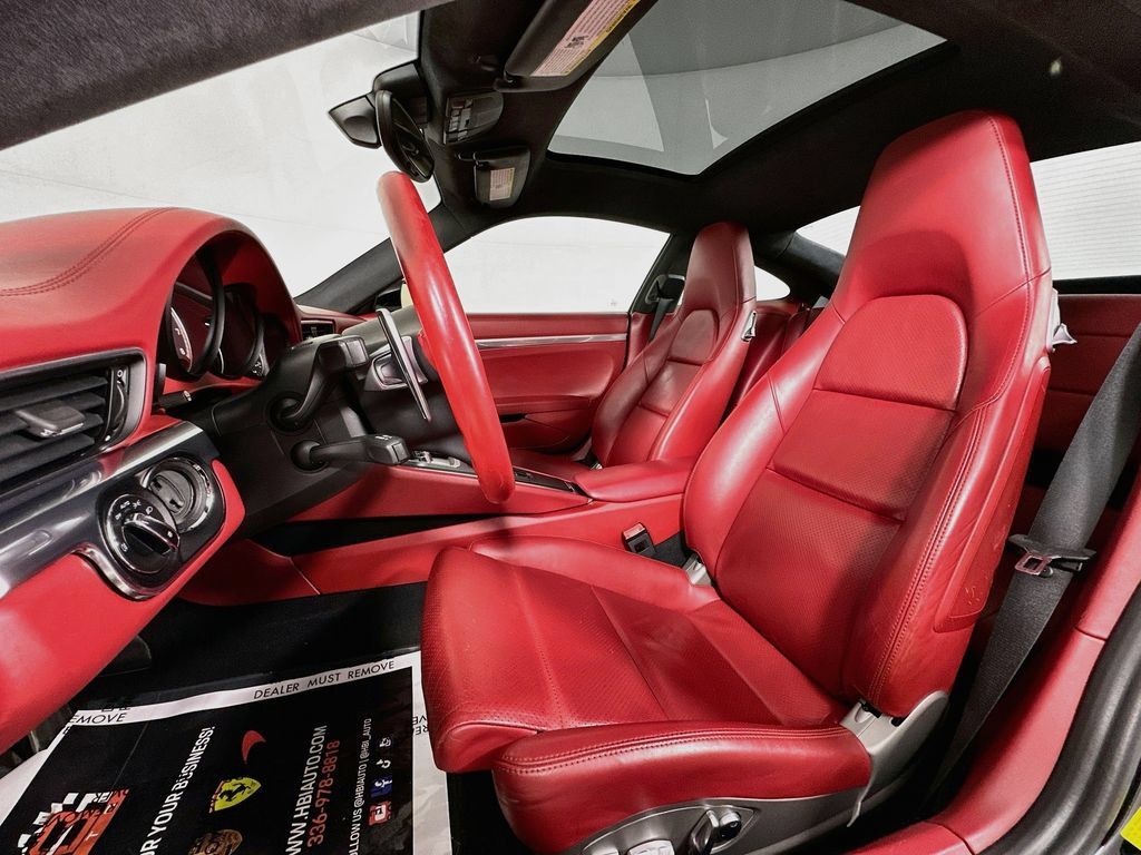 Used 2014 Porsche 911 Turbo AWD/4WD image 15