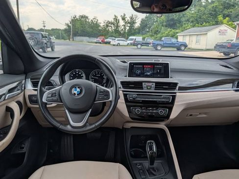 Used 2020 BMW X1 sDrive28i w/ Convenience Package FWD image 10