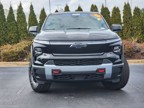 Used 2026 Chevrolet Silverado EV Trail Boss image 5