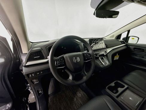 New 2026 Honda Odyssey EX-L image 9