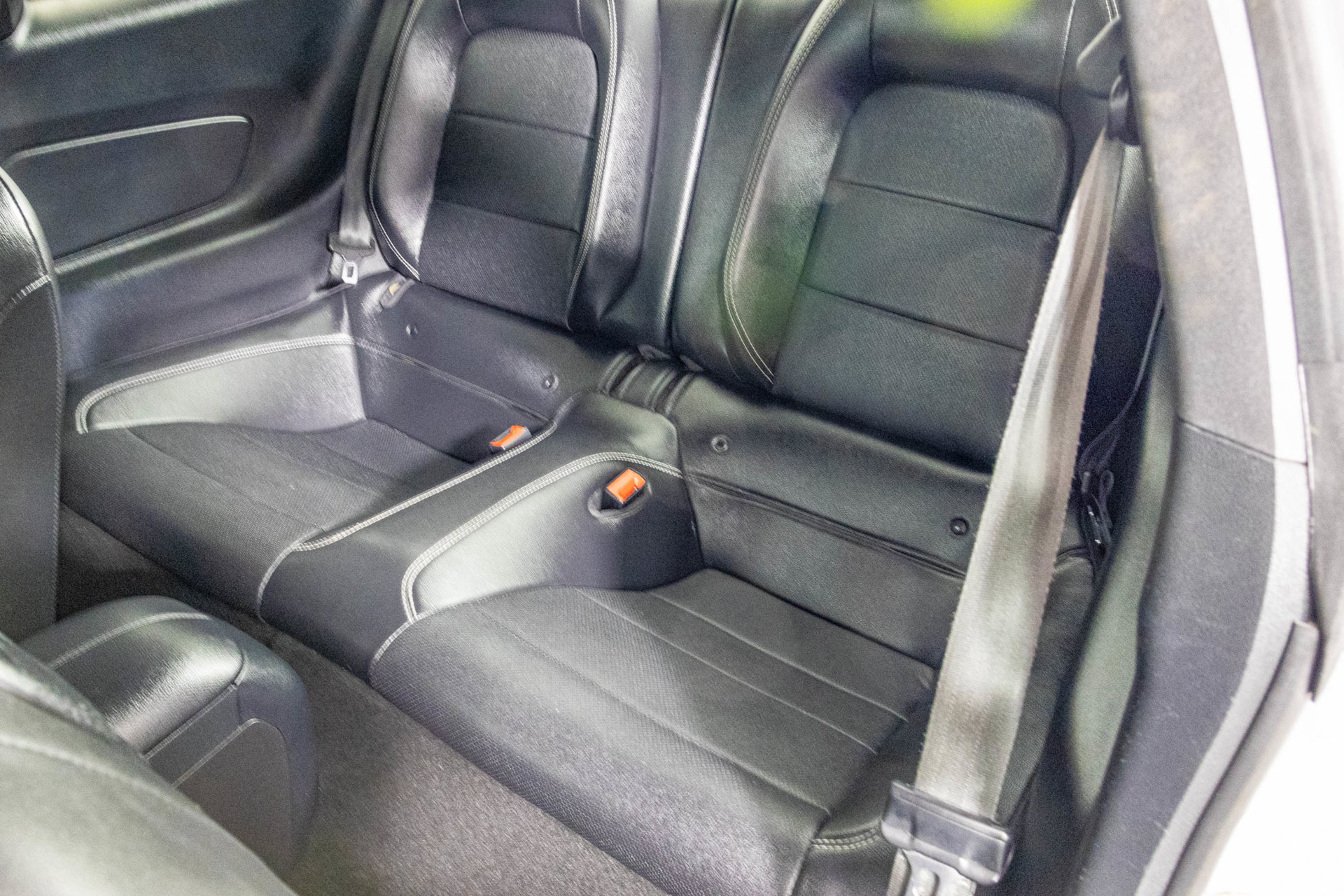 Used 2019 Ford Mustang GT Premium RWD image 38