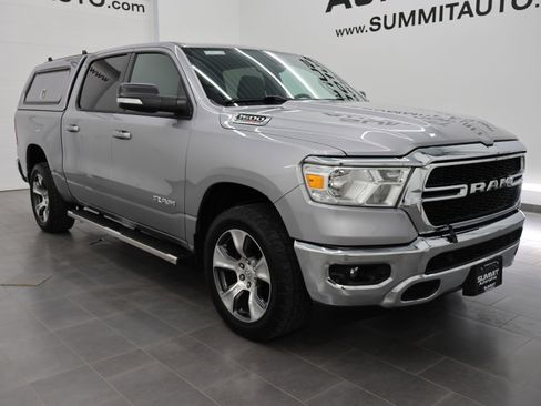 Used 2022 RAM 1500 Big Horn AWD/4WD image 2