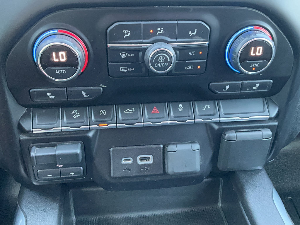 Used 2019 Chevrolet Silverado 1500 RST w/ All-Star Edition AWD/4WD image 27