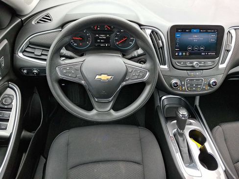 Used 2020 Chevrolet Malibu LT w/ Midnight Edition image 11