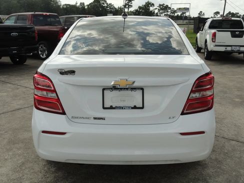 Used 2017 Chevrolet Sonic LT FWD image 4