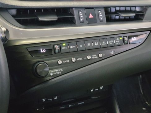 Used 2020 Lexus ES 350 w/ Premium Package image 25