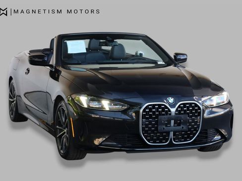 Used 2025 BMW 430i Convertible image 9