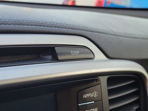 Used 2018 Kia Sorento FWD image 22