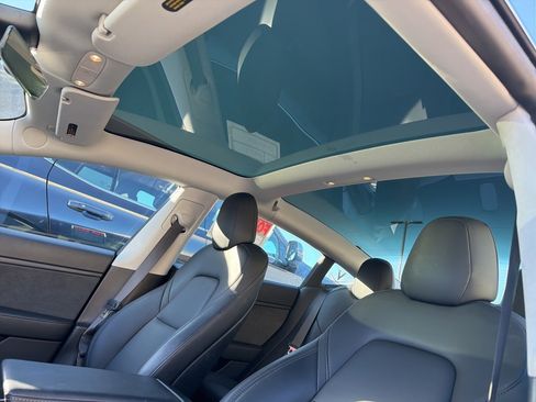 Used 2020 Tesla Model 3 Long Range image 5