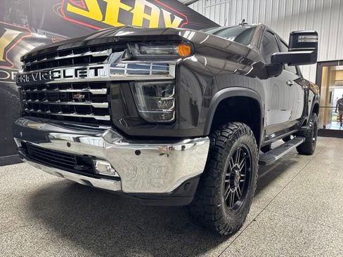 Used 2021 Chevrolet Silverado 2500 LTZ w/ LTZ Premium Package AWD/4WD image 2