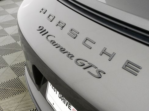 Certified 2018 Porsche 911 Carrera GTS RWD image 39
