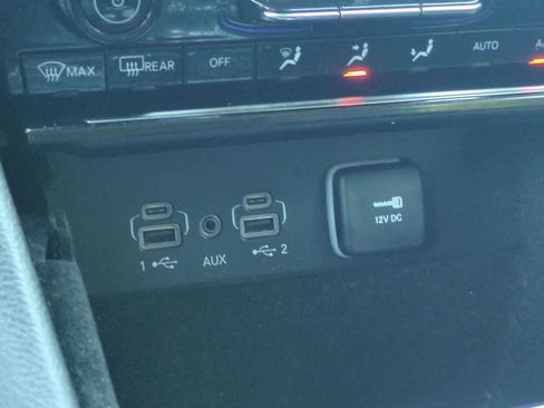 Used 2021 Jeep Grand Cherokee L Limited image 31