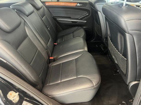 Used 2009 Mercedes-Benz ML 350 4MATIC image 39