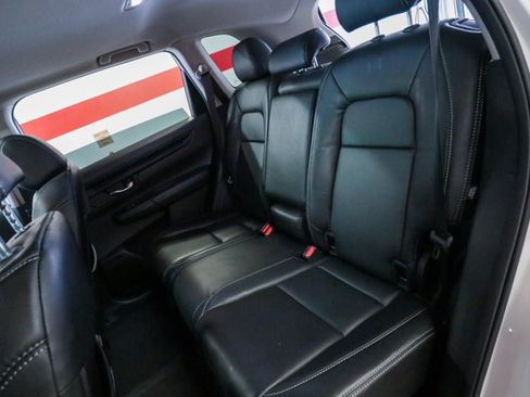 Used 2023 Honda CR-V EX image 14