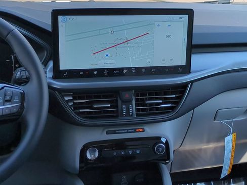 New 2025 Ford Escape SE FWD image 26
