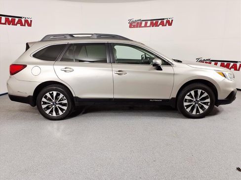 Used 2016 Subaru Outback 2.5i Limited image 9