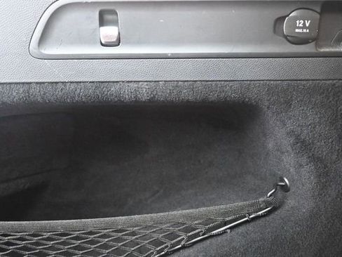 Used 2019 Mercedes-Benz GLC 300 image 24