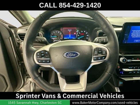 Used 2023 Ford Explorer Limited w/ Equipment Group 301A AWD/4WD image 12