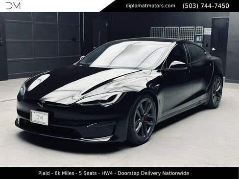 Used 2025 Tesla Model S Plaid AWD/4WD image 1