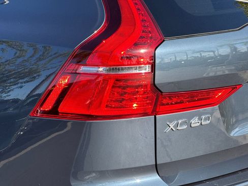 Certified 2023 Volvo XC60 B5 Plus w/ Climate Package FWD image 26