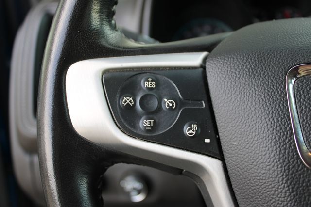 Used 2022 GMC Canyon Elevation w/ Elevation Premium Package AWD/4WD image 8