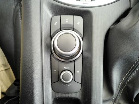Used 2024 MAZDA MX-5 Miata RF Grand Touring RWD image 39