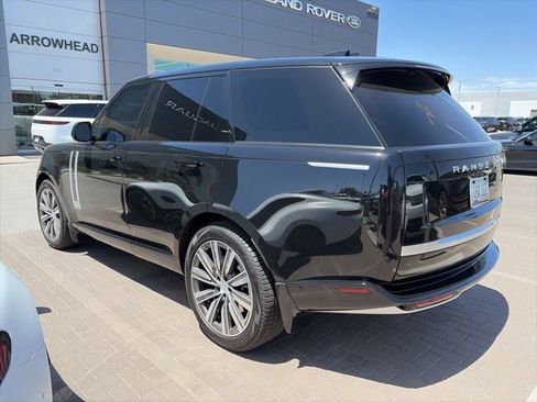 Used 2025 Land Rover Range Rover Autobiography AWD/4WD image 2