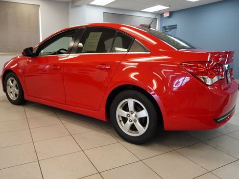 Used 2015 Chevrolet Cruze LT image 10