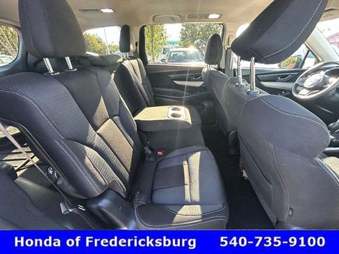 Used 2019 Subaru Ascent Premium image 34