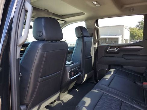 New 2026 GMC Sierra 1500 Elevation w/ Elevation Premium Package AWD/4WD image 12