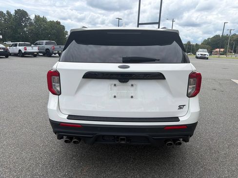 Used 2022 Ford Explorer ST w/ Equipment Group 401A AWD/4WD image 8