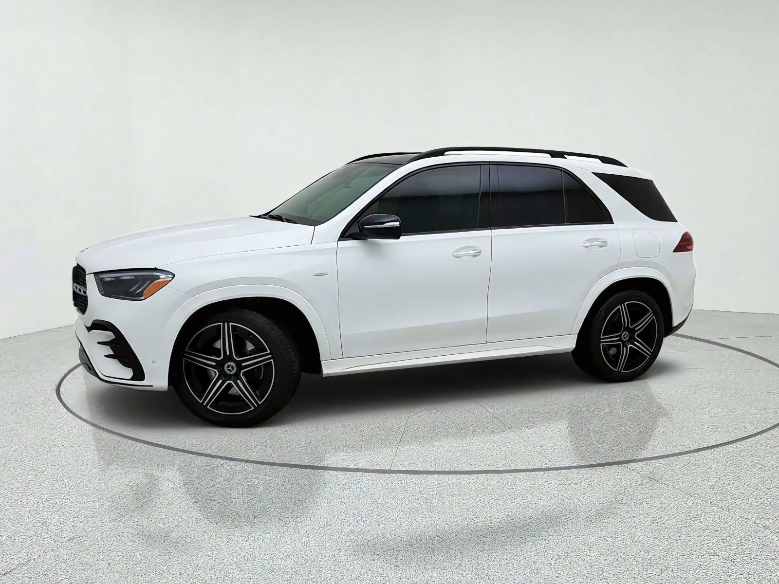 Certified 2025 Mercedes-Benz GLE 450e 4MATIC image 15
