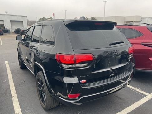 Used 2021 Jeep Grand Cherokee Laredo X image 7