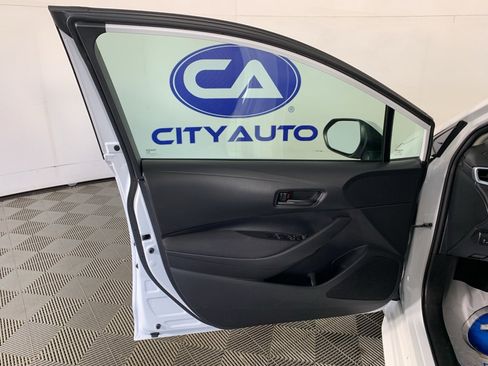 Used 2024 Toyota Corolla LE image 14