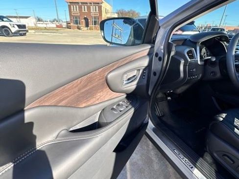 Certified 2024 Nissan Murano Platinum w/ Cargo Package image 23
