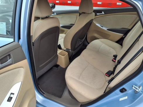 Used 2013 Hyundai Accent GLS FWD image 18
