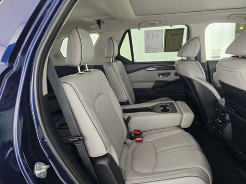 Used 2023 Honda Pilot Elite image 12