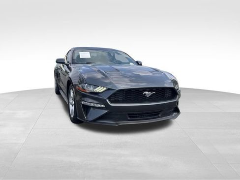 Used 2019 Ford Mustang Coupe RWD image 7