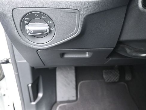 Certified 2023 Volkswagen Atlas SE image 16