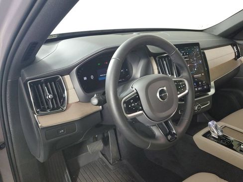 Certified 2026 Volvo XC90 B5 Plus w/ Protection Package AWD/4WD image 28