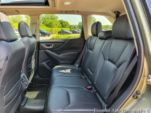 Used 2020 Subaru Forester Touring w/ Popular Package #2 AWD/4WD image 10