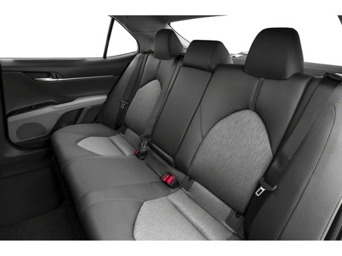 Used 2020 Toyota Camry LE FWD image 8
